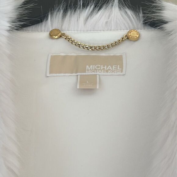 MICHAEL Michael Kors Faux Fur Vest! - Picture 3 of 9